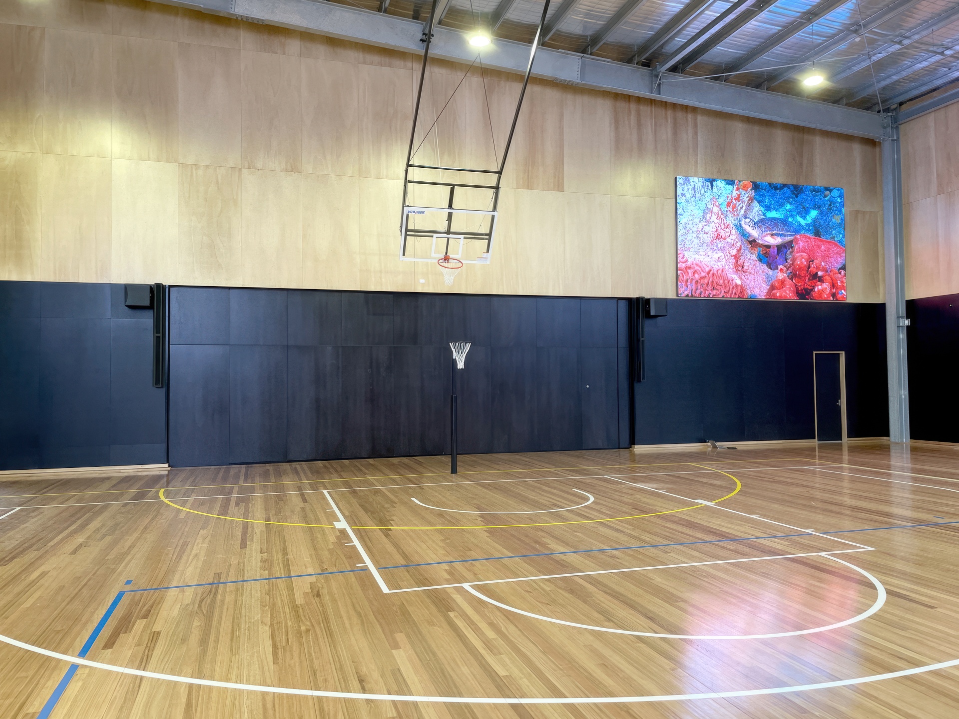 Cowes PS LED Video Wall School Hall Auditorum Melbourne Australia