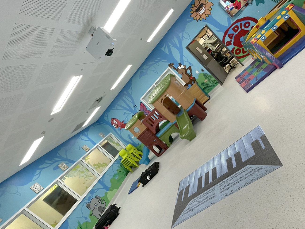 Logan Hospital LUMOplay Floor Projection