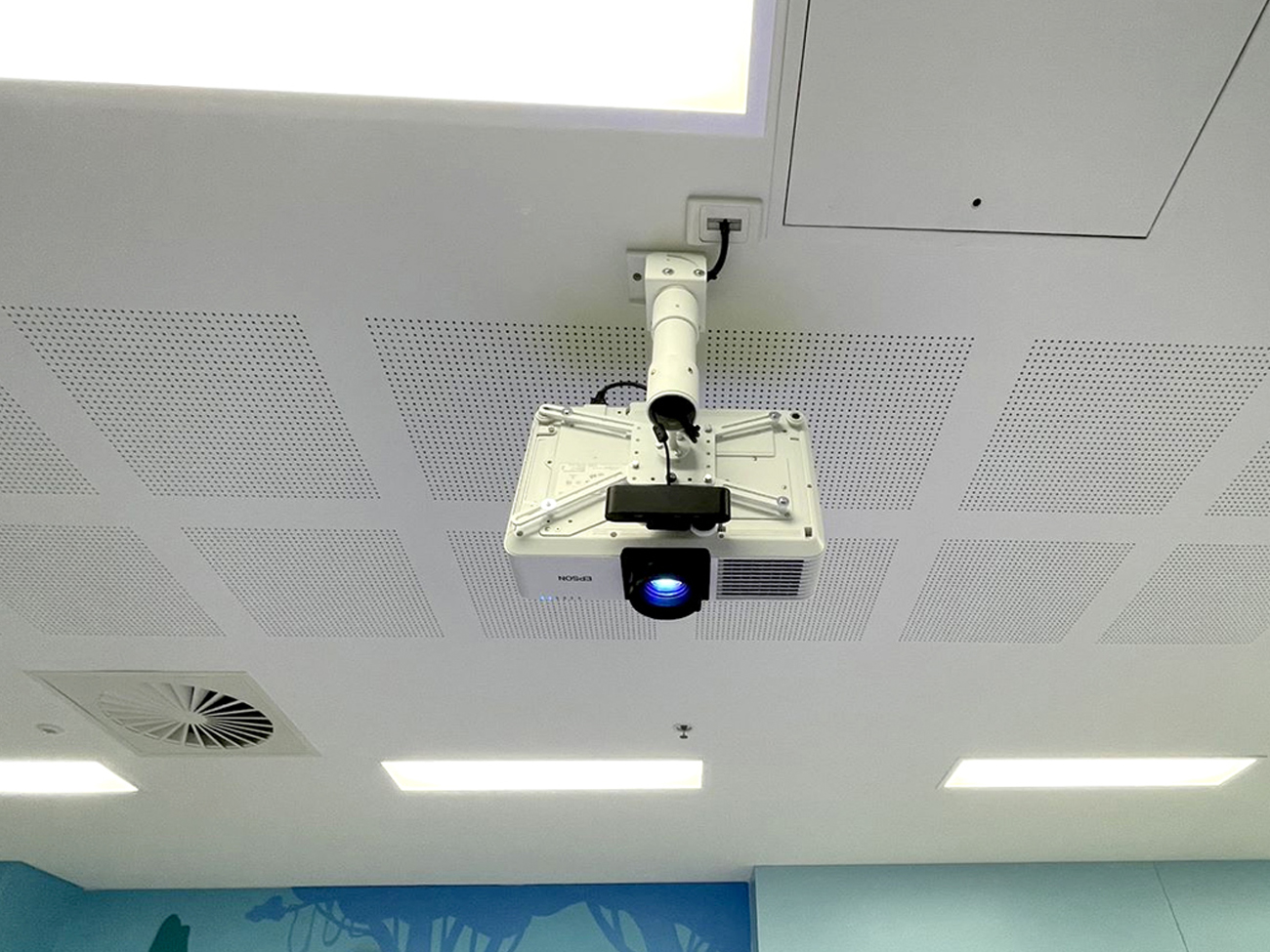 Logan Hospital LUMOplay Floor Projection