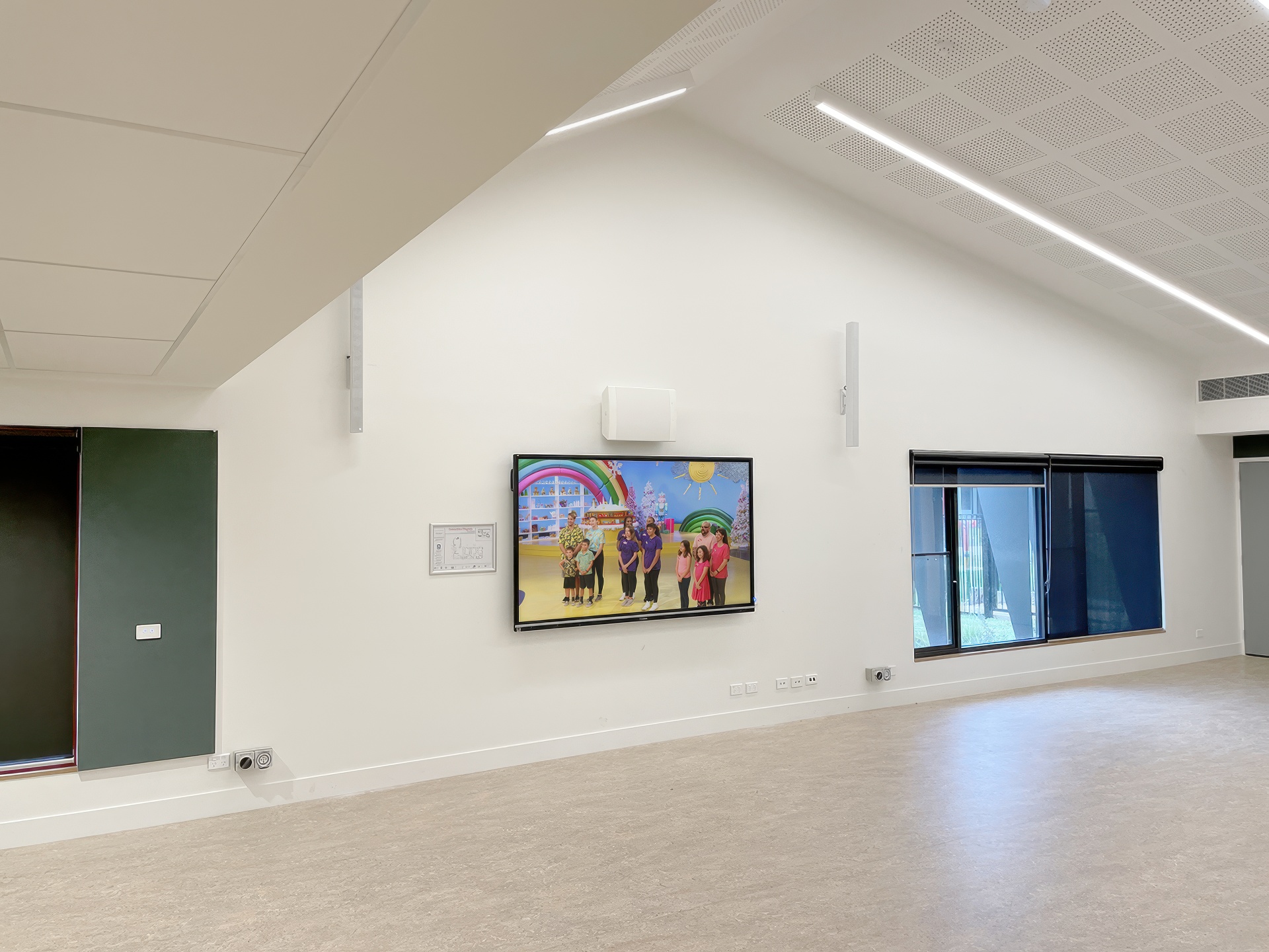 Kirrip Community Centre AV Viewsonic Touch Screens and Audac Audio