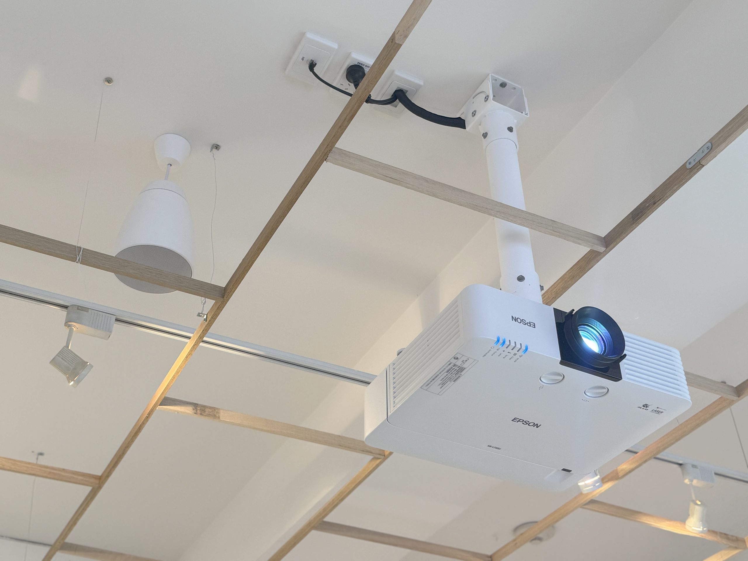 Case Study: Trinity Grammar School Art Gallery - Edge Blending Projection in Melbourne, Australia